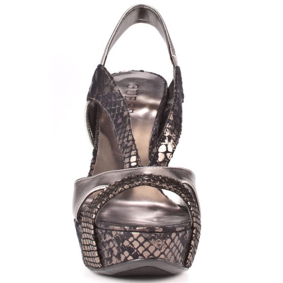 GUESS! NEW WOMEN'S KISSIME PEWTER SYNTHETIC HEELS - Picture 3 of 4
